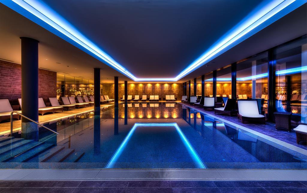 Small Luxury Hotel Wellnesshotel Golfpanorama Lipperswil Buitenkant foto