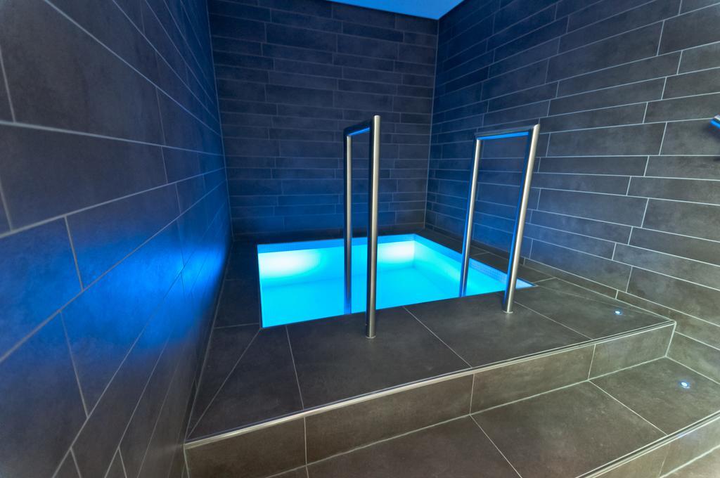 Small Luxury Hotel Wellnesshotel Golfpanorama Lipperswil Buitenkant foto