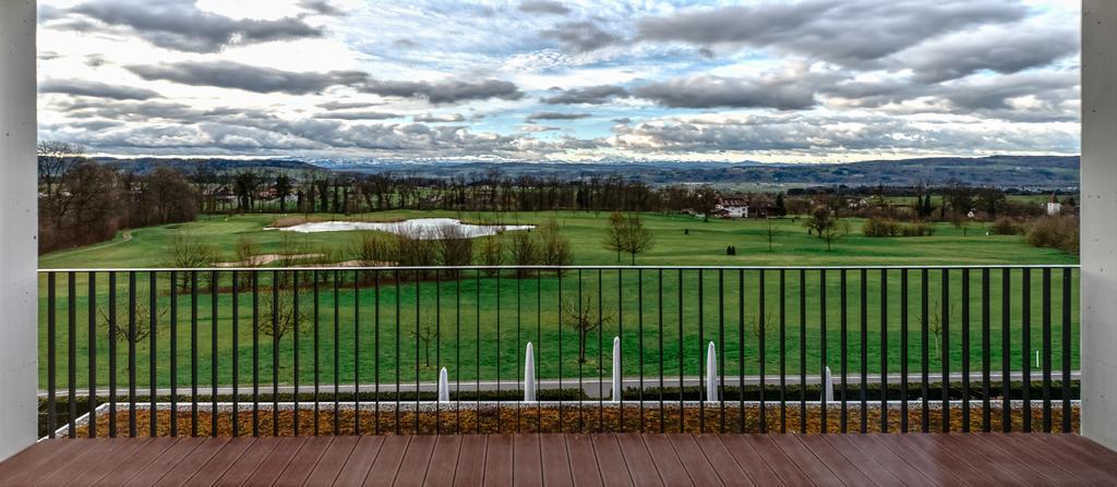 Small Luxury Hotel Wellnesshotel Golfpanorama Lipperswil Buitenkant foto