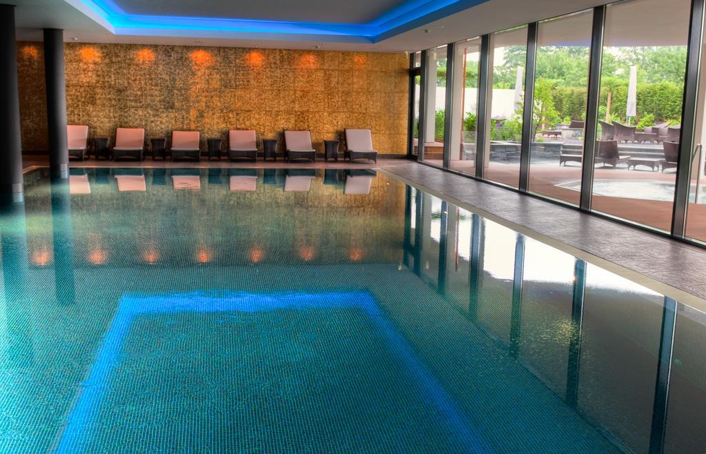 Small Luxury Hotel Wellnesshotel Golfpanorama Lipperswil Buitenkant foto
