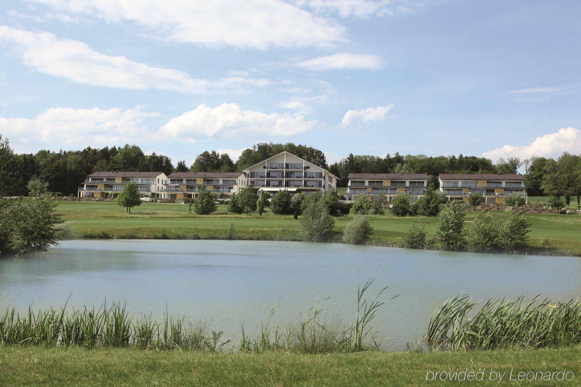 Small Luxury Hotel Wellnesshotel Golfpanorama Lipperswil Buitenkant foto